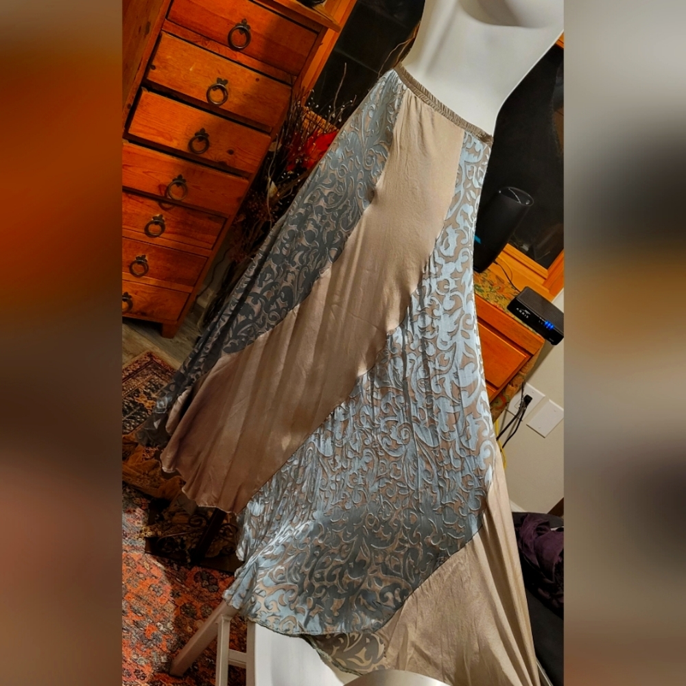 Belindas pure silk aqua green skirt Miami Beach  size 8